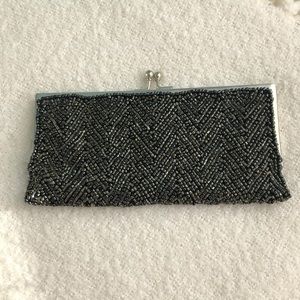 Beaded clutch purse